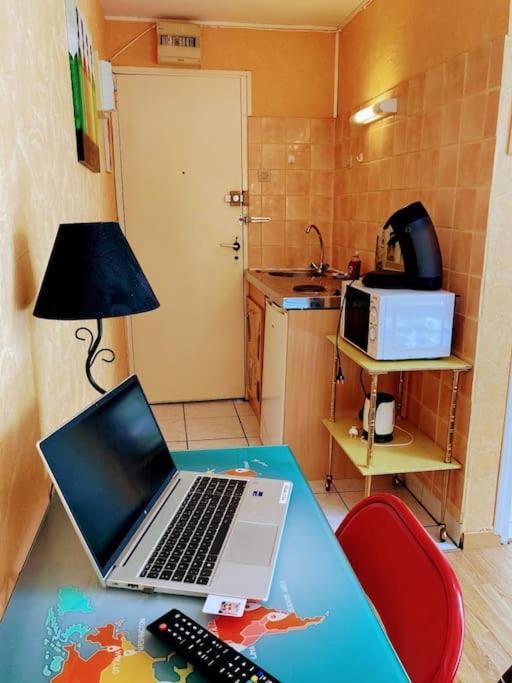 Studio 6 Avec Wifi Limoges Bagian luar foto